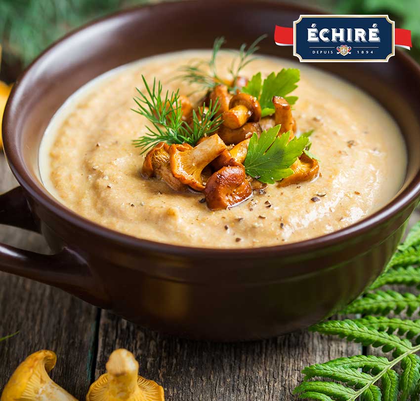 Recipe velvety chanterelle mushroom and foie gras recipe with Échiré cream !